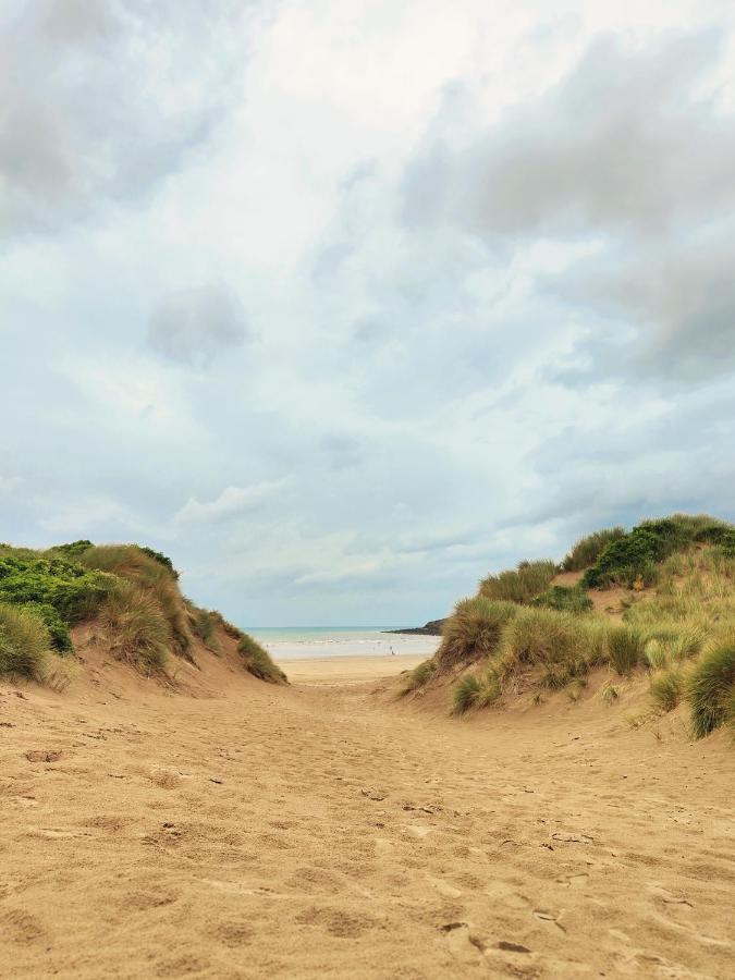 8 Middlecombe - Luxury Apartment At Byron Woolacombe, Only 4 Minute Walk To Woolacombe Beach! Exterior photo