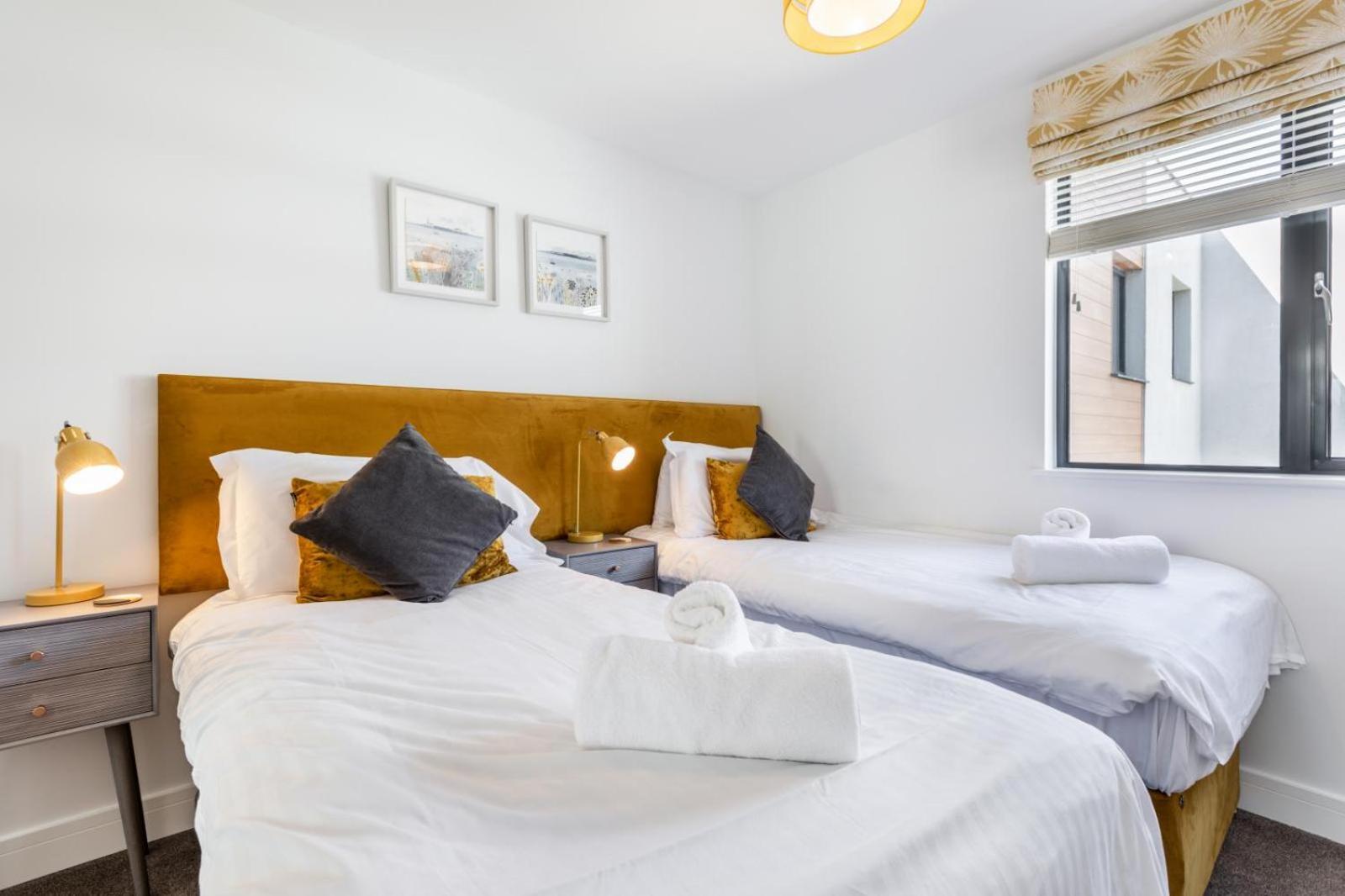 8 Middlecombe - Luxury Apartment At Byron Woolacombe, Only 4 Minute Walk To Woolacombe Beach! Exterior photo