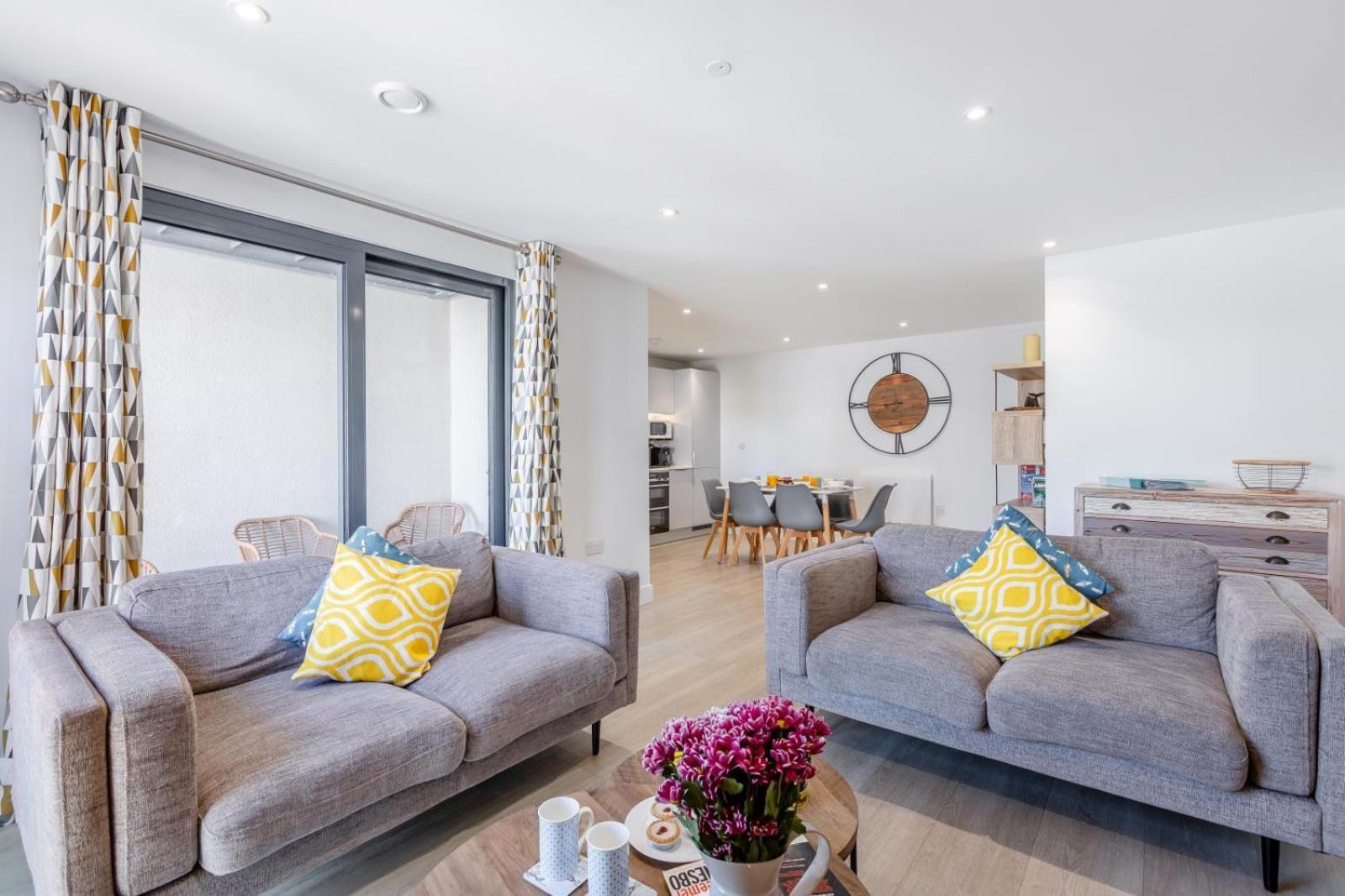 8 Middlecombe - Luxury Apartment At Byron Woolacombe, Only 4 Minute Walk To Woolacombe Beach! Exterior photo